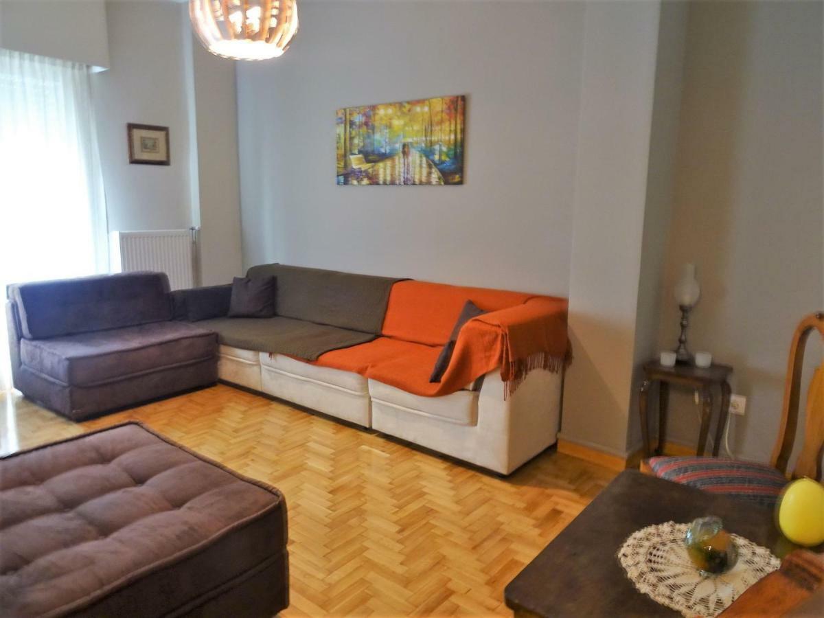 Chic Central Apartment In Evangelismos Metro Station Athena Bagian luar foto