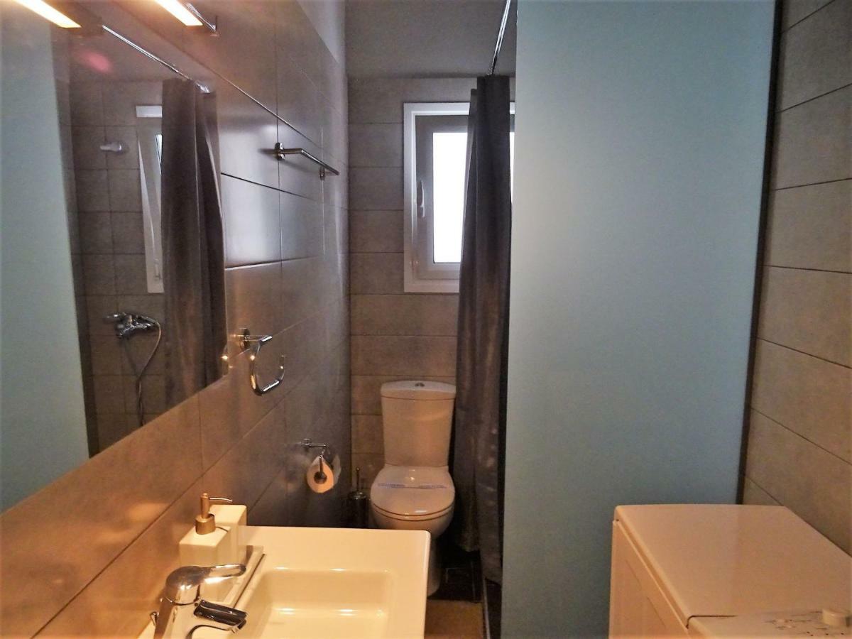 Chic Central Apartment In Evangelismos Metro Station Athena Bagian luar foto